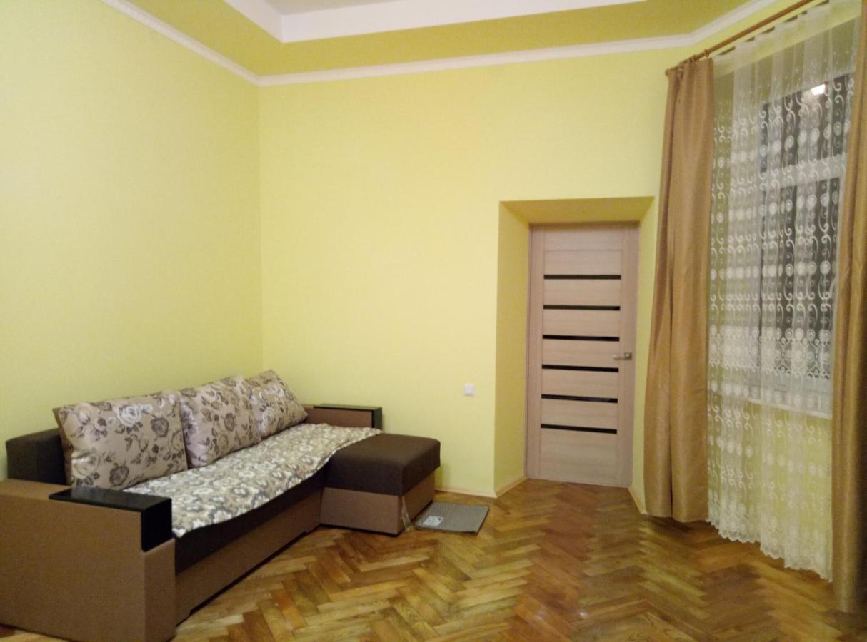 Apartment Ak. Kuchera Street Lwów Zewnętrze zdjęcie