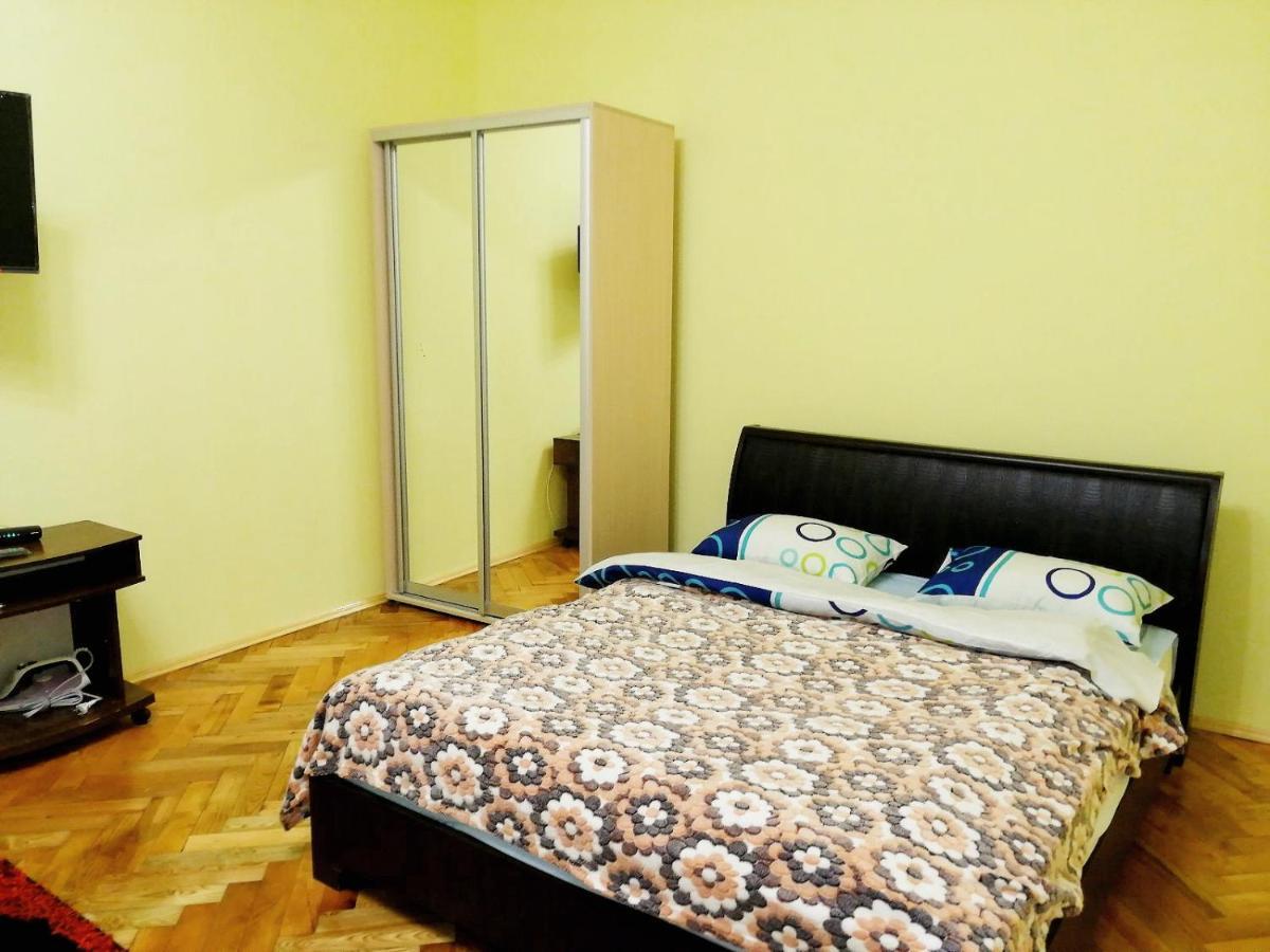 Apartment Ak. Kuchera Street Lwów Zewnętrze zdjęcie